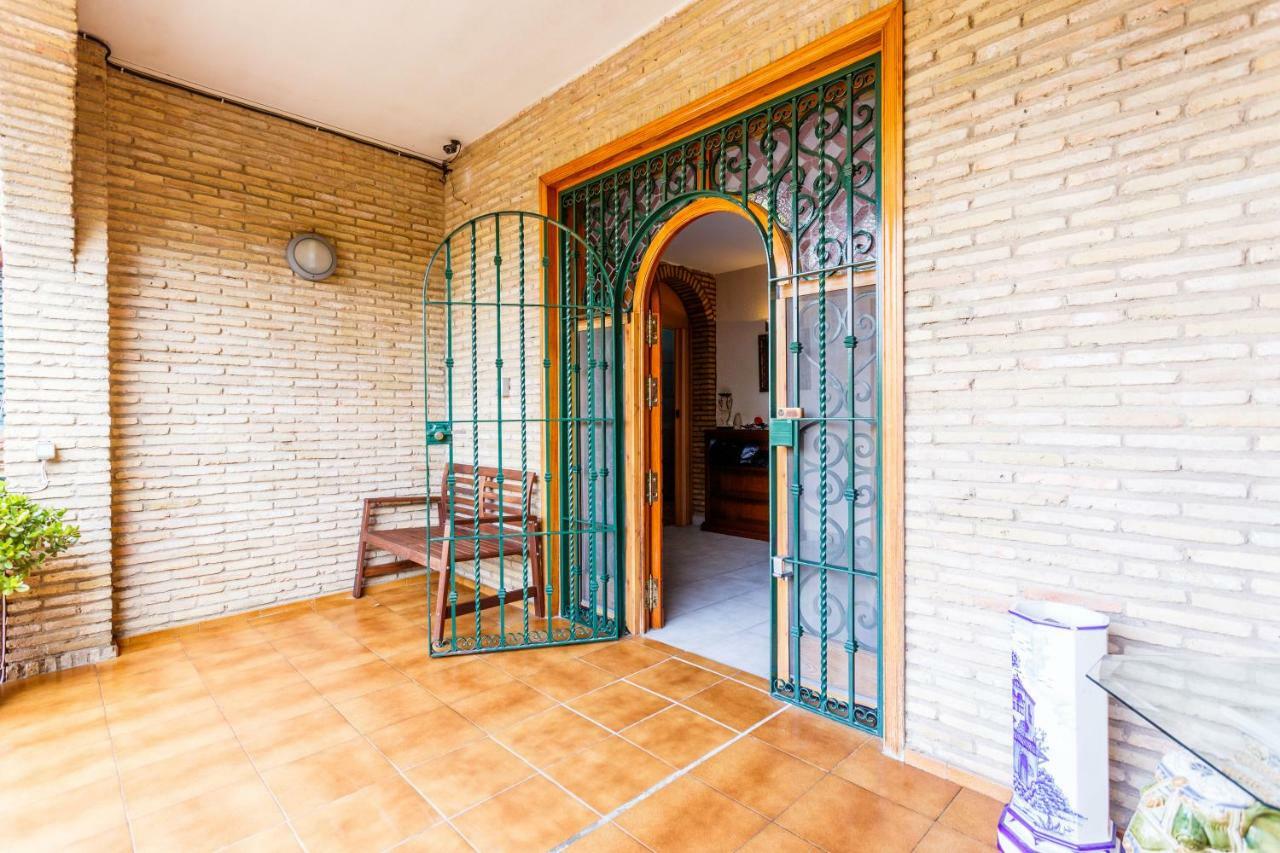 Divi Apartments Villa Reyes Mairena del Aljarafe Esterno foto