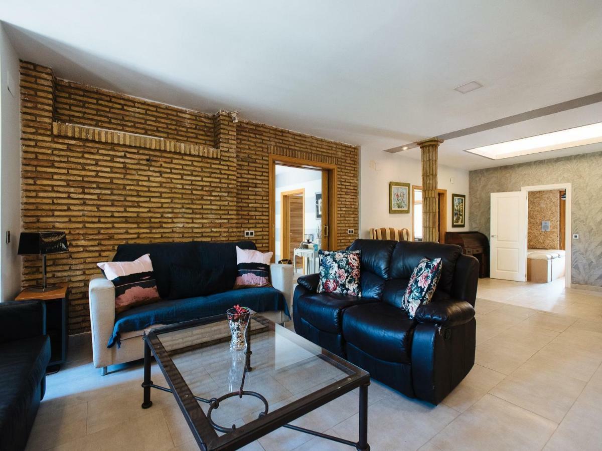 Divi Apartments Villa Reyes Mairena del Aljarafe Esterno foto